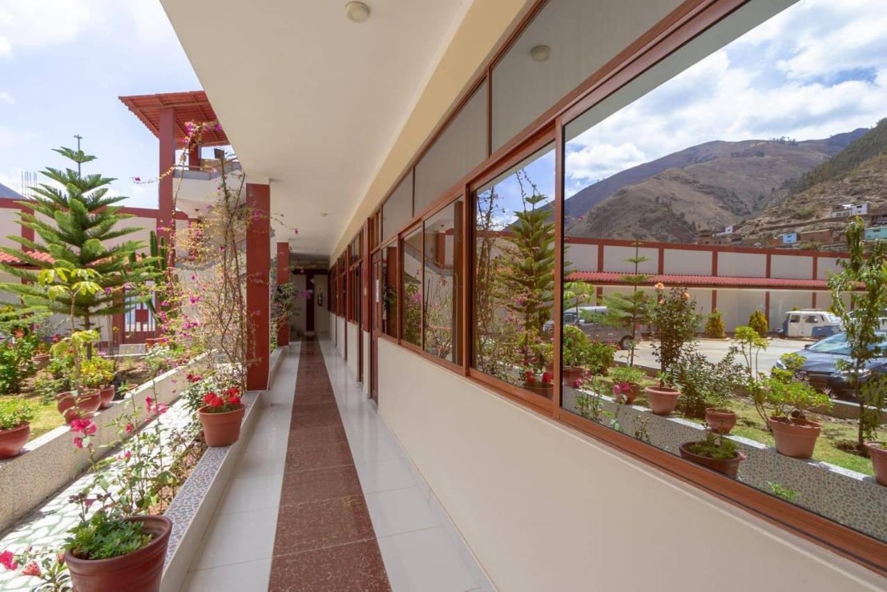 Hotel El Vuelo Del Condor Tarma Zewnętrze zdjęcie